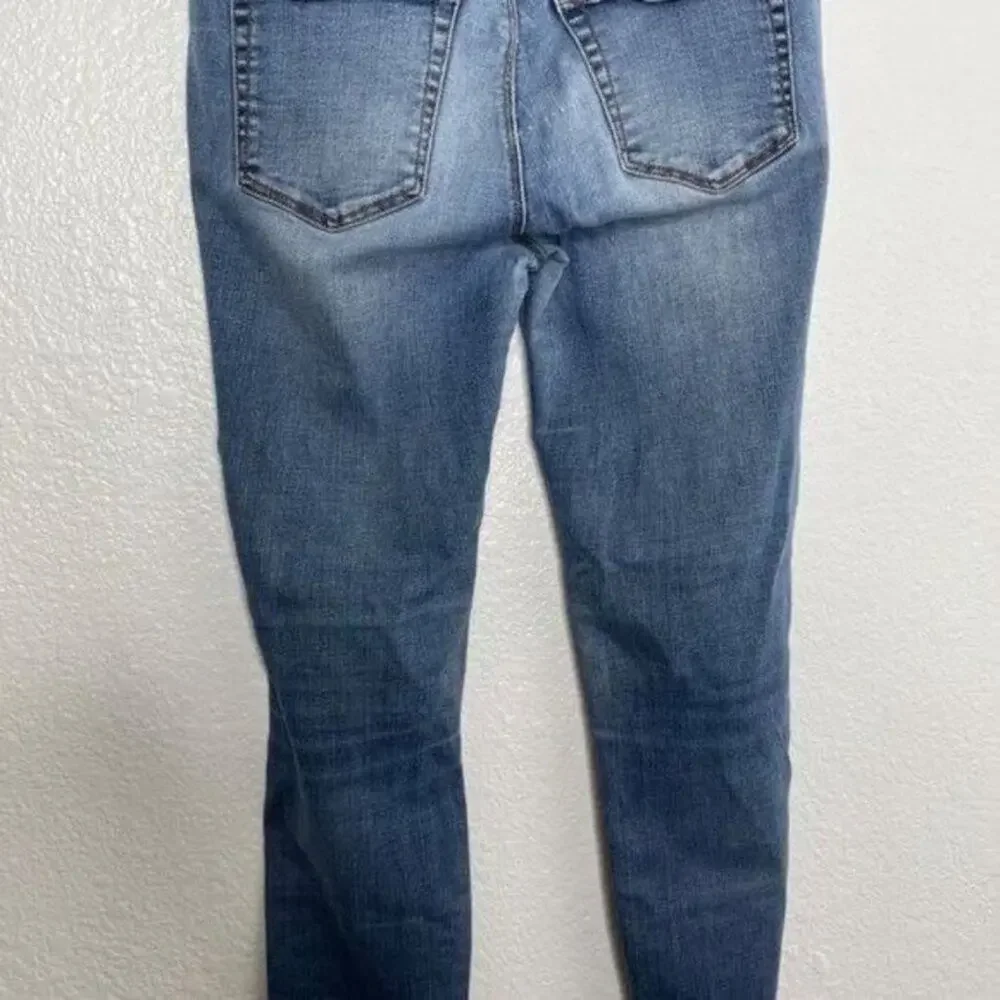 Pacsun Womens Jeans Size 26 Denim Blue Casual Raw Hem Distressed Ankle Legging - Picture 16 of 16